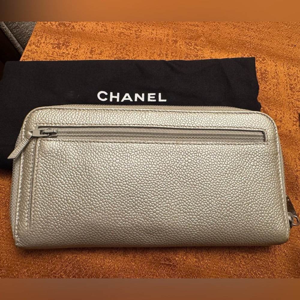 CHANEL Caviar Leather CC Zip Around Wallet – Beige / Champagne – With Dust Bag - Picture 5 of 13